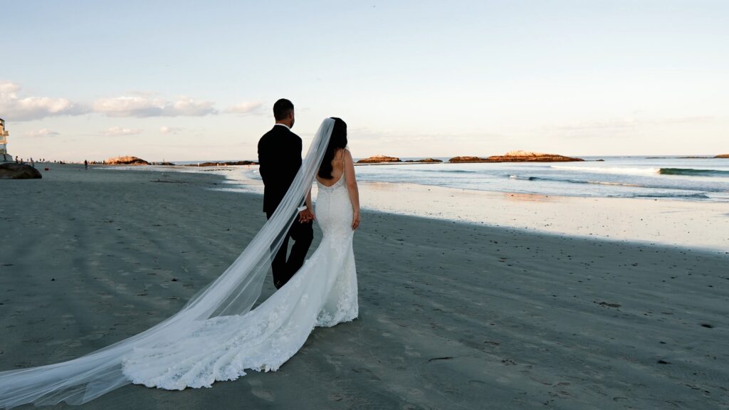 Alison and Rob's October Wedding in Scituate, Massachusetts